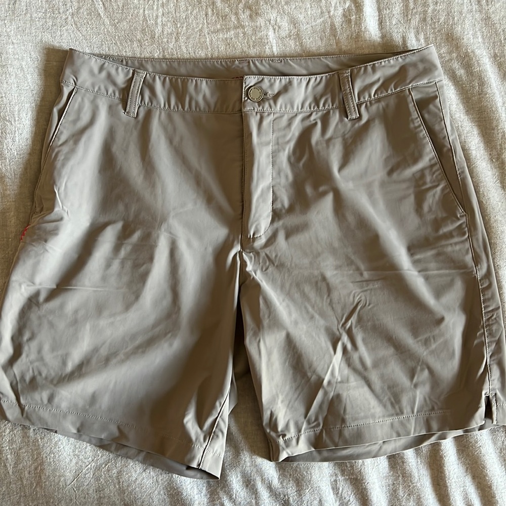 RHONE 8” Resort Short